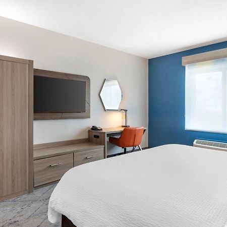 Holiday Inn Express Hotel And Suites Alice By Ihg Экстерьер фото