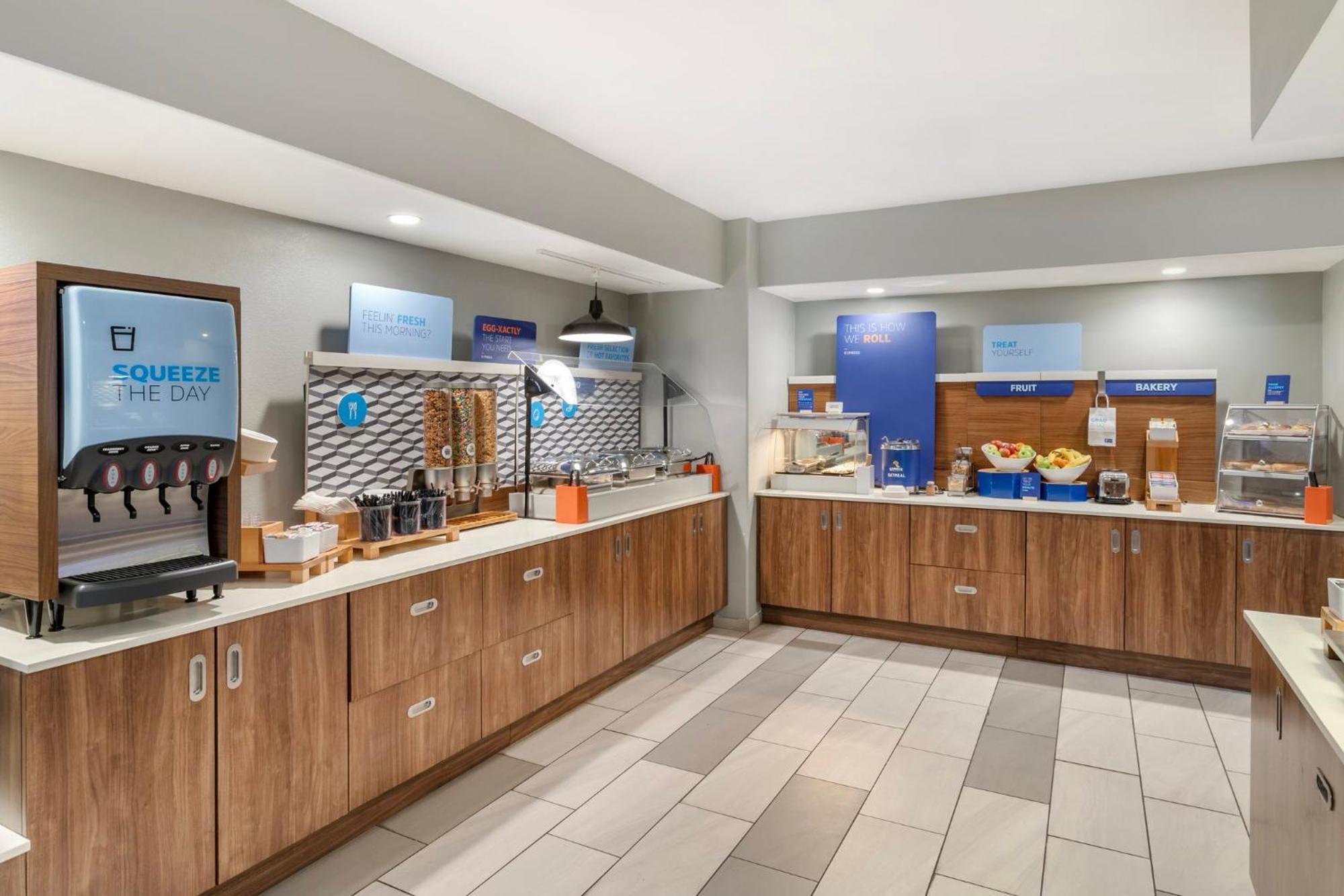 Holiday Inn Express Hotel And Suites Alice By Ihg Экстерьер фото