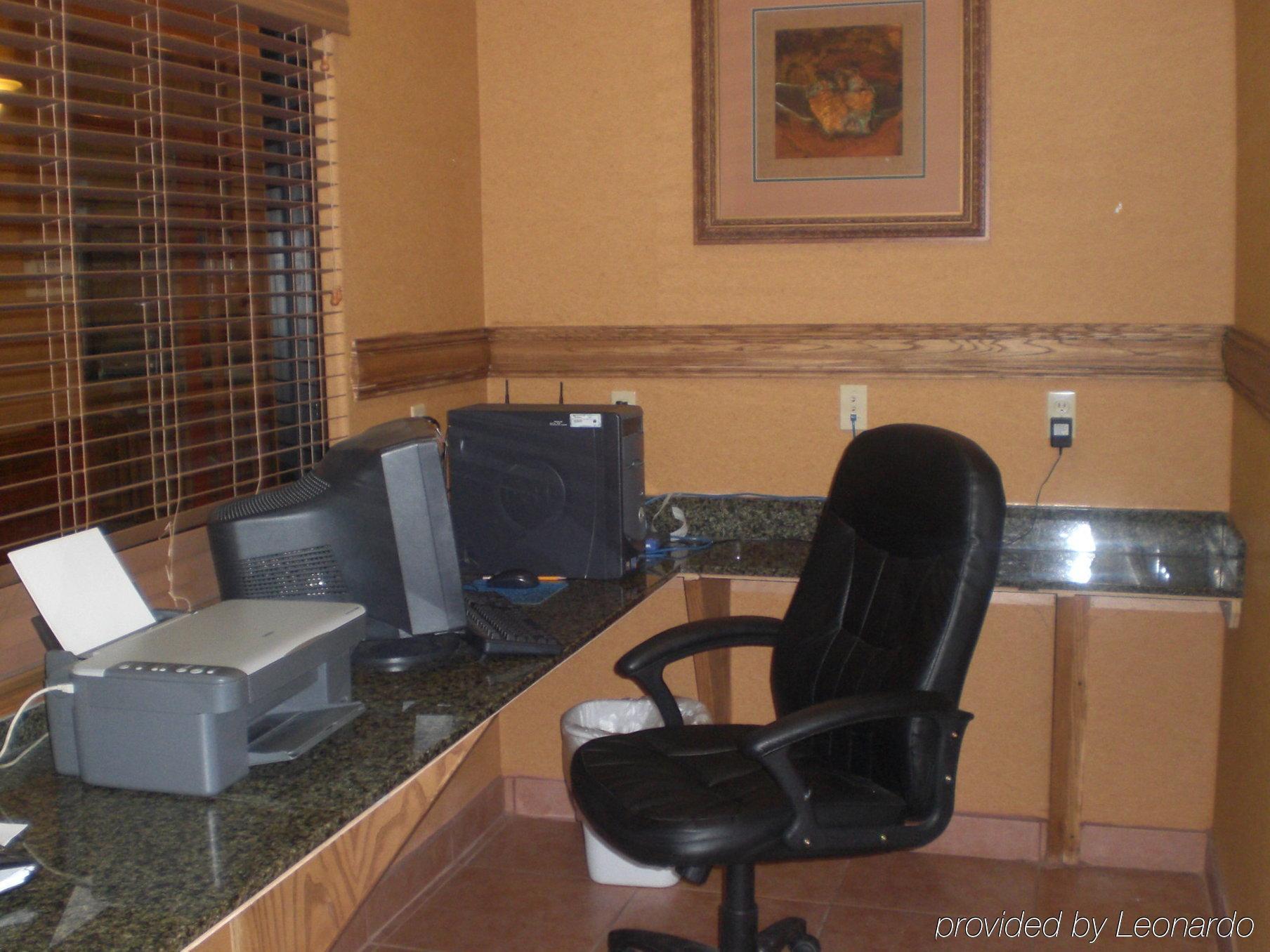 Holiday Inn Express Hotel And Suites Alice By Ihg Удобства фото