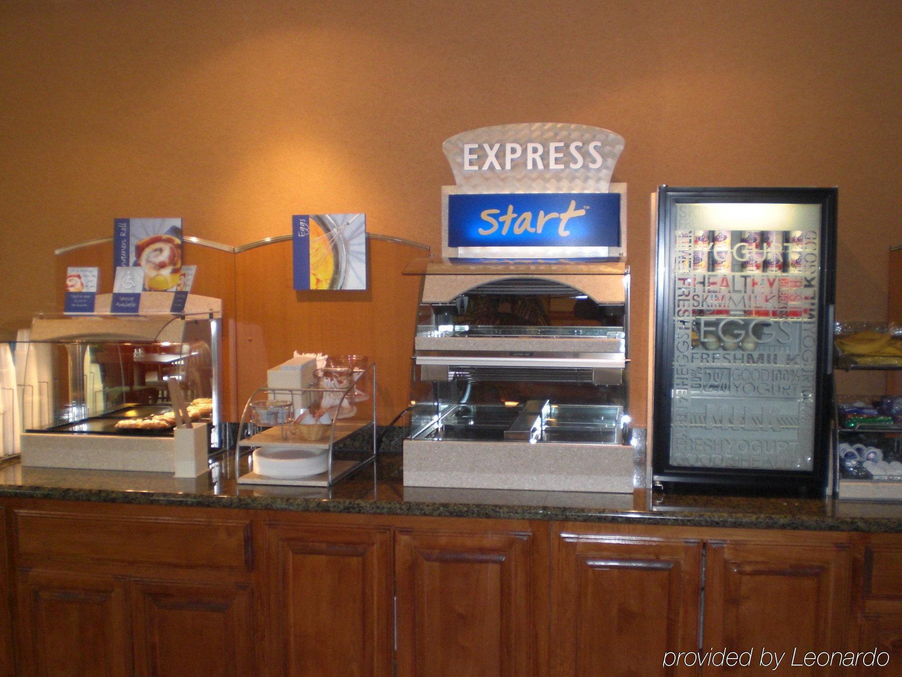 Holiday Inn Express Hotel And Suites Alice By Ihg Экстерьер фото
