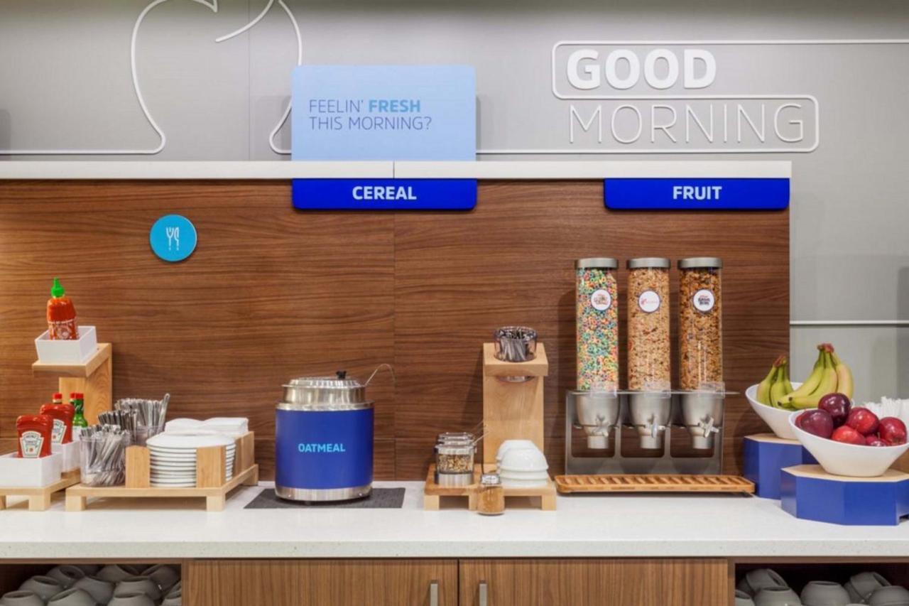 Holiday Inn Express Hotel And Suites Alice By Ihg Экстерьер фото